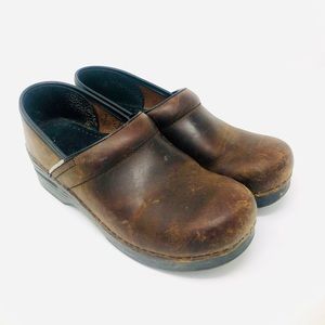 Brown Leather Danskos